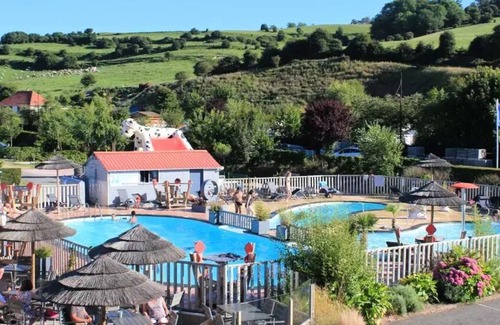 Hautot-sur-Mer House | Camping Le Marqueval* - Indonesian bungalow 3 rooms 4 people