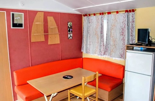 Verteillac House | Camping Le Pontis* - Mobile Home 3 rooms 5 people covered terrace