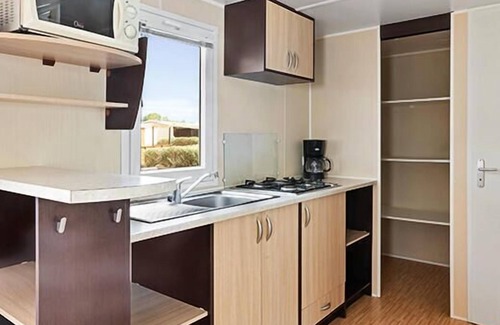 Poilly-lez-Gien House | Camping Les Bois du Bardelet***** - Cozy 3-room Mobile Home 5 adults + 1 child under 12 years old