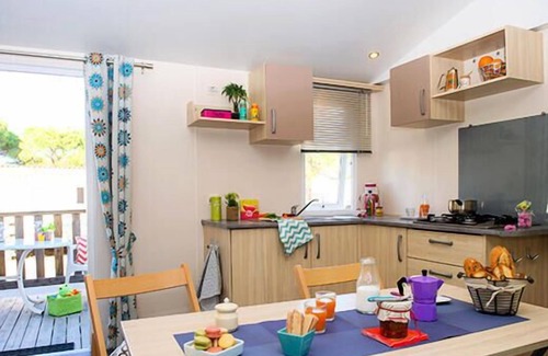 Ivry-la-Bataille House | Camping les Fontaines *** - Classic Mobile Home 3 rooms 6 people