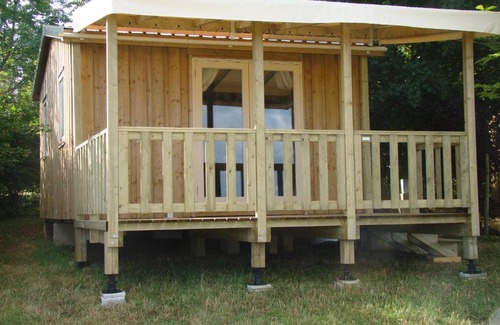 Saint-Pierre-Lafeuille Other | CAMPING LES GRAVES - Cabane TITHOME