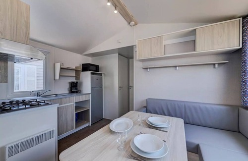 Regusse House | Camping Les Lacs du Verdon * - Mobile home Comfort 3 rooms 4 adults + 2 children with air conditioning