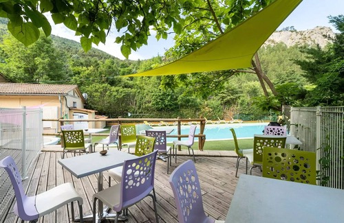 Orpierre House | Camping les Princes d'Orange* - Cottage Space Luxury Comfort 4 rooms 6 people Air-conditioned + Jacuzzi