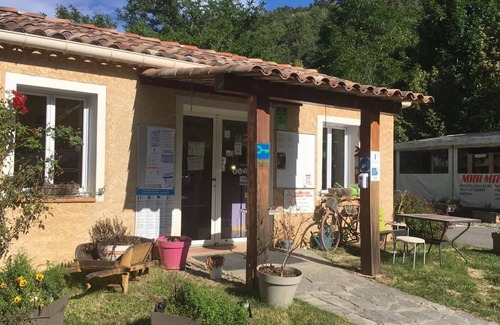 Orpierre House | Camping les Princes d'Orange ****: at the gates of Provence