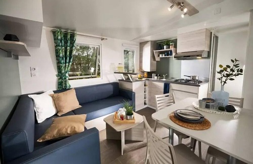 Saint-Gerons House | Camping Les Rives du lac Cantalès * - Mobile Home 3 Bedrooms Smala 8 people