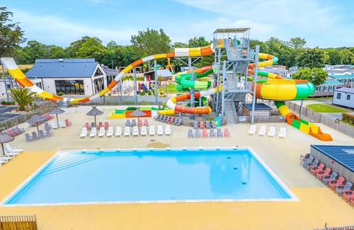 Benodet House | Camping maeva Club La Mer Blanche * - Mobile Home Presta+ 3 Rooms 4 People Air Conditioned + TV