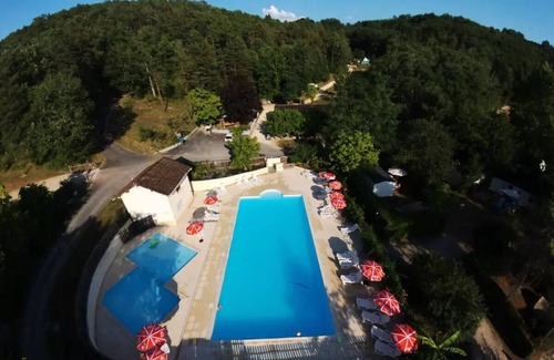Thonac House | Camping maeva Escapades La Castillonderie * - Comfort Mobile Home 4 Rooms 6 People Air Conditioned + TV