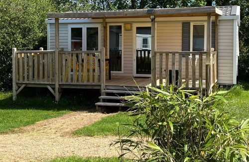 Plougasnou House | Camping maeva Respire Le Domaine de Mesqueau * - Mobile Home SIMPLY Riviera 3 Rooms 4 People + TV