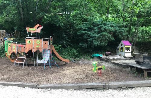 Saint-Constant-Fournoules Other | Camping Moulin De Chaules