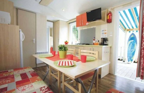 Serignan-Plage House | Camping - Piscine - ccagefg