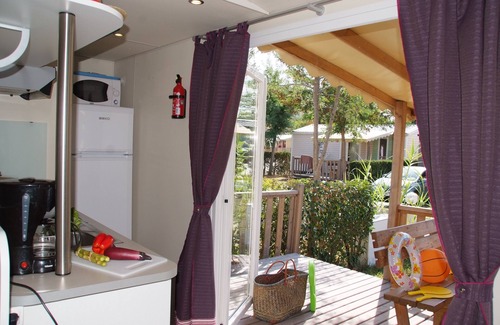 Saint-Raphael RV Rental | Camping Tikayan La Vallée du Paradis