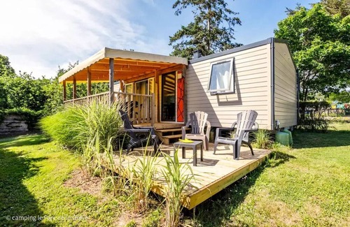 L'Aiguillon-sur-Vie House | Camping Ushuaïa Le Parc de La Grève * - Mobil Home Amour Blanc 4 Rooms 6 People + TV