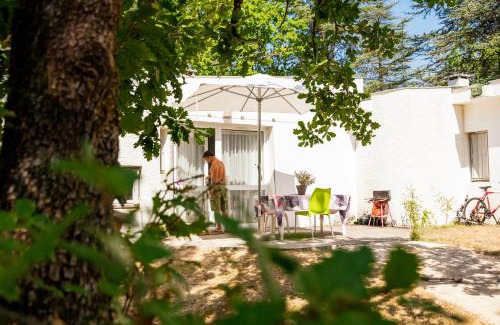 Prayssac Resort | Camping - Village Vacances Familial à Prayssac au coeur du vignoble Lotois