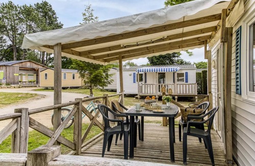 Nesles-la-Vallee House | CampingLe Grand Paris* - Comfort mobile home 3 rooms 4 people