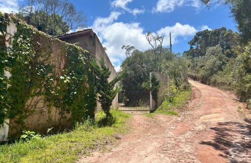 Delfim Moreira House | Campo Florido