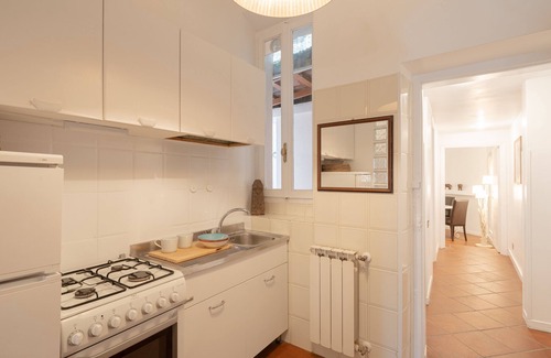 Rione VI Parione Apartment | Campo Viola 10 people