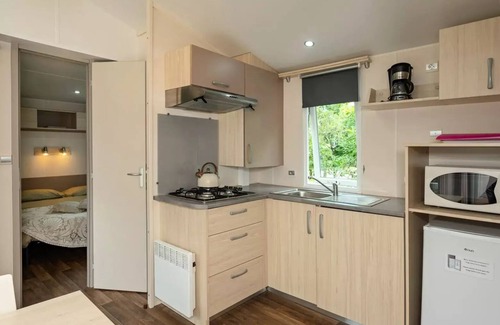Saint-Antonin Noble Val House | Campsite Les 3 Cantons* - Mobile home Loggia 3 rooms 4 persons