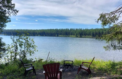 Olney RV Rental | Campsite #3 with Lake Access