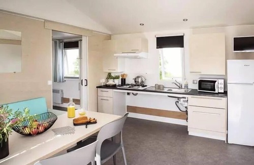 Asserac House | Campsite Domaine de Pont Mahé * - Mobile home Life Premium PMR 3 rooms 4 people