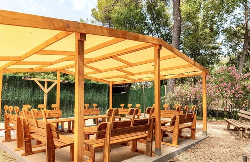 Nans-les-Pins House | Campsite Domaine de la Sainte Baume**** - Comfort XL mobile home 3 rooms 4/6 people Air-conditioned + TV