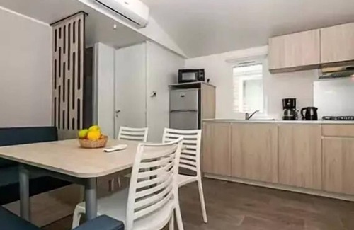 Nans-les-Pins House | Campsite Domaine de la Sainte Baume* - Comfort XL mobile home 4 rooms for 6 people Air-conditioned + TV