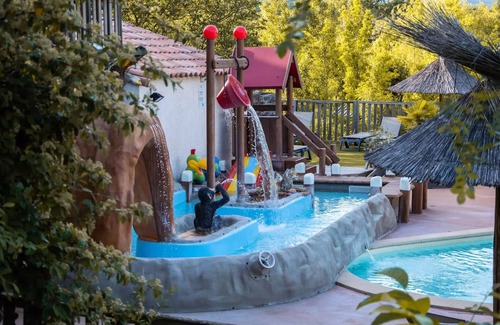 Laurac-en-Vivarais House | Campsite Flower Saint Amand * - Tithome Confort 3 room apartment for 4 people Without sanitary facilities