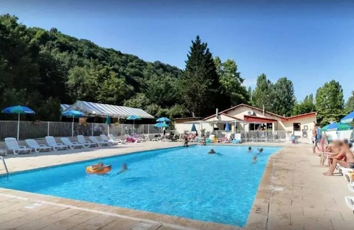 Badefols-sur-Dordogne House | Campsite maeva Getaways Les Bö-Bains * - Mobile home with river view 3 rooms for 4/6 people