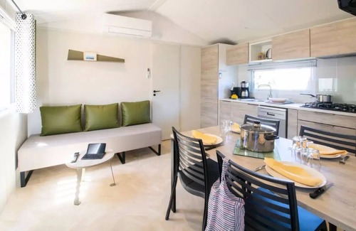 Bourgenay House | Campsite maeva Club Les Dinosaures * - 3 Room Cottage 4 People Air Conditioned + TV + Jacuzzi