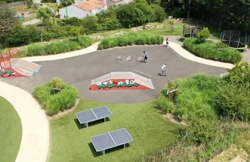 Les Sables d'Olonne Apartment | Campsite Le Bel Air* - Studio 4 People