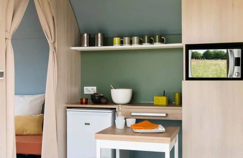 Sigean House | Campsite La Grange Neuve* - Coco Sweet 3 Rooms (without sanitary facilities) 4 People