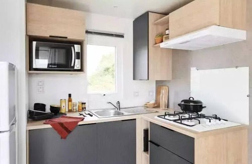 Balleroy House | Campsite Le Clos de Balleroy * - Mobil Home Lodge 83 Comfort plus 3 bedrooms - 28 m2 + integrated terrace of 8 m 6 people
