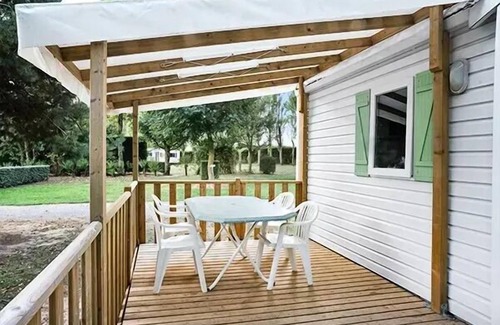 La Roque-d'Antheron House | Campsite Le Domaine des Iscles* - Mobil-home Classic 3 rooms 4 adults + 2 children