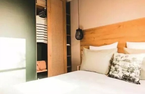 Alrance House | Campsite Les Cantarelles* - Premium Loft 4 rooms for 6 people Air-conditioned