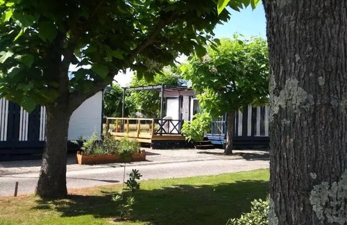 Fumel Villa | Campsite Les Catalpas * - Cottage 2 CH air conditioning 7 people