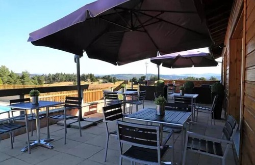 Chastanier House | Campsite Les sous bois du Lac *** - F1 -Gite Ground Floor 4 people