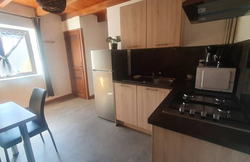 Chastanier House | Campsite Les sous bois du Lac *** - F1G - Semi-detached terrace cottage for 4 people