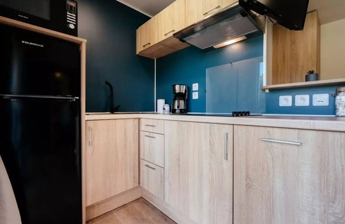 Caro House | Campsite maeva Respire Domaine de Kervallon * - Mobile Home Breizh 4 Rooms 6 People + TV