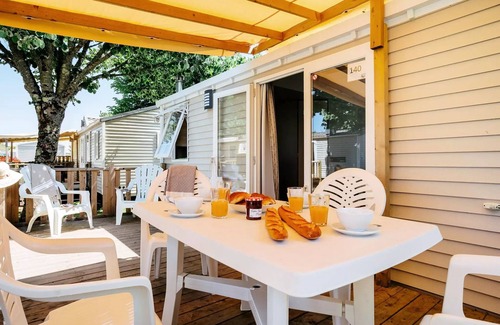 Sainte-Nathalene House | Campsite Romanée Les Grottes de Roffy* - Mobile home Comfort 4 rooms 6 people air-conditioned