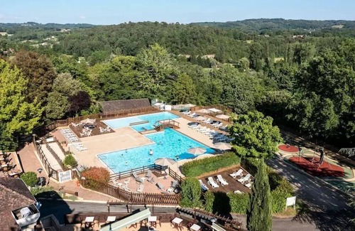 Sainte-Nathalene House | Campsite Romanée Les Grottes de Roffy* - Mobile home Comfort 4 rooms 6 people air-conditioned