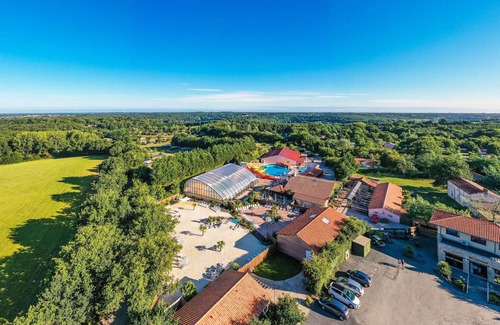 Saint-Julien-des-Landes House | Campsite Village de la Guyonnière * - Safari Lodge 4 rooms 7 people