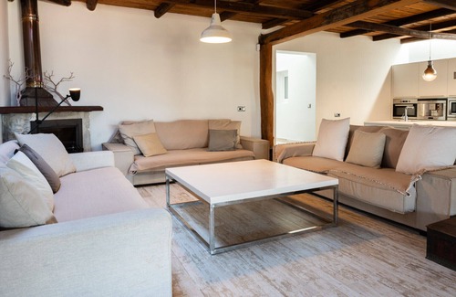 Ibiza Town Villa | Can Calyssa: Luxury Villa Near City Center