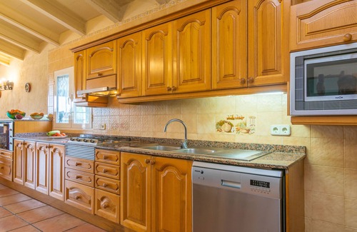 Inca Ski Chalet | Can Cama Rotja - Four Bedroom Chalet, Sleeps 8