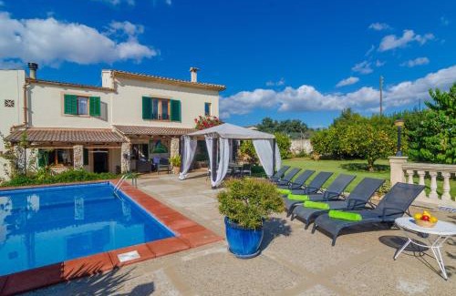 Muro Villa | Can Rius