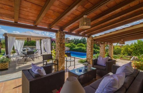 Muro Villa | Can Rius