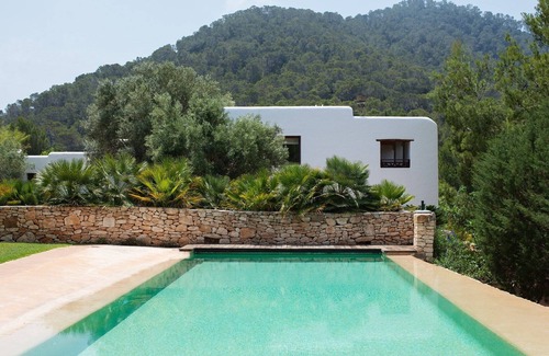 Sant Joan de Labritja Villa | Can Xarraca - Six Bedroom Villa, Sleeps 12