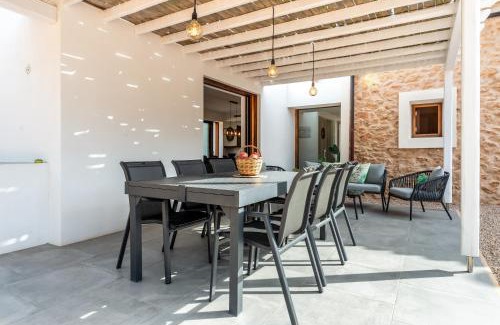 Pilar de la Mola House | Can Xumeu Ferrer