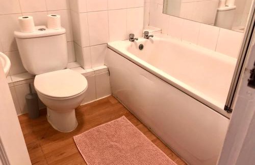 Surrey Docks Apartment | Canada Water Private 2 beds Flat