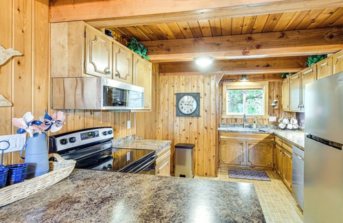 Breezy Point Cabin | Canal Across Street: Family Cabin in Breezy Point!