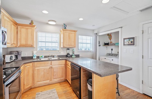 Silver Cay House | Canal front home with private pool! A block away from beach!