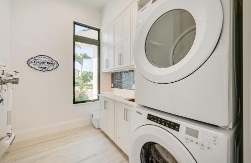 Marco Island House | Canal-Front Marco Island Home Near Gulf Beaches!
